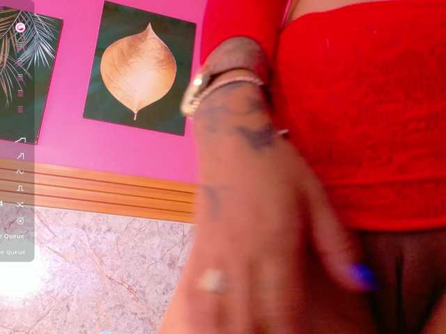 hollyvega's BongaCams show and profile