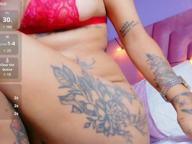 hollyvega's BongaCams show and profile