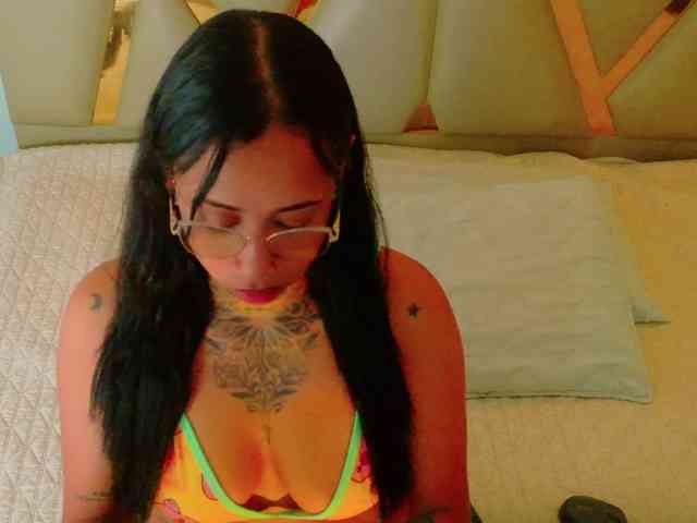 hollyvega webcam