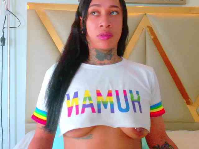 hollyvega webcam