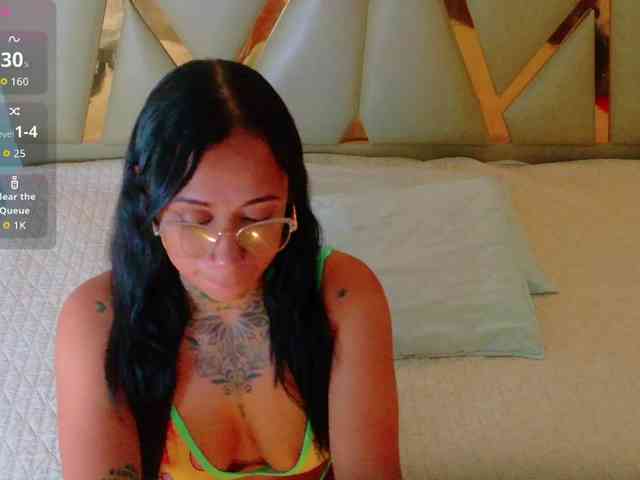 hollyvega webcam