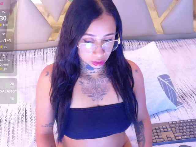 hollyvega webcam