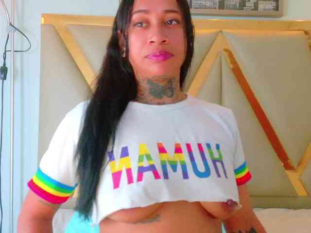 hollyvega webcam