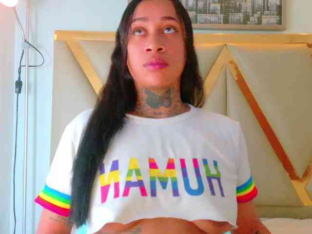 hollyvega webcam