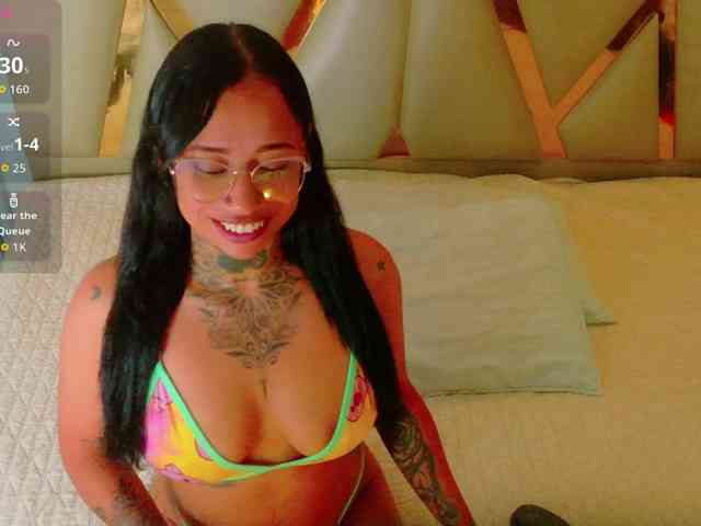 hollyvega webcam