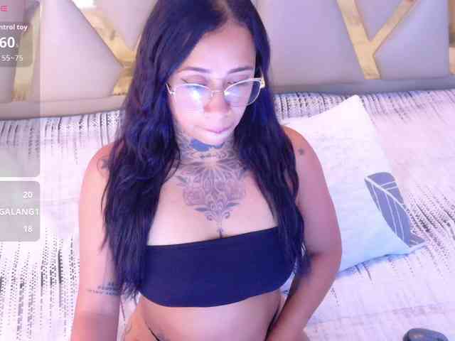 hollyvega webcam