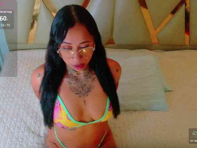 hollyvega webcam