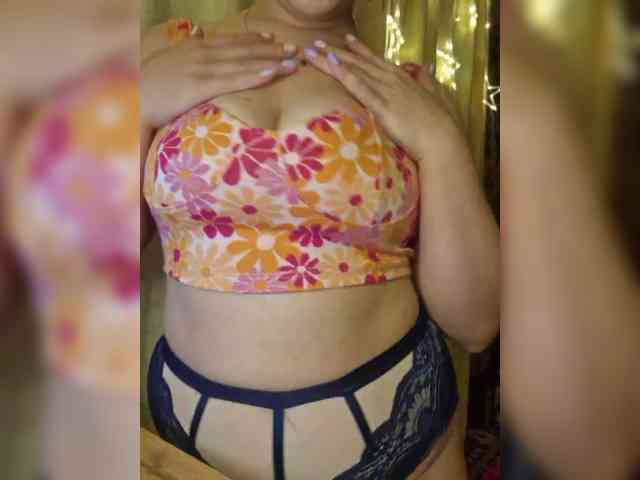 VelvetMuse webcam