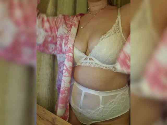 VelvetMuse Live Webcam on BongaCams