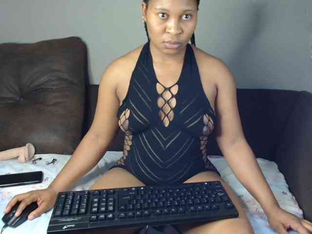 BaddassSexyAddict webcam