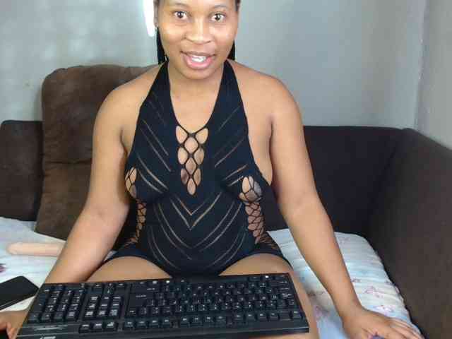 BaddassSexyAddict webcam