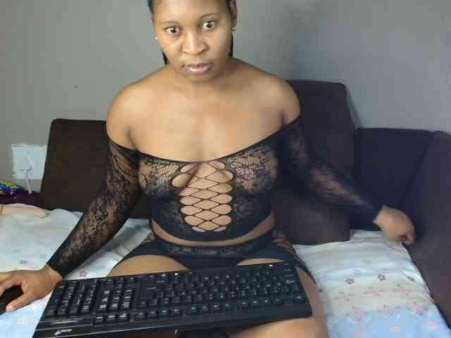 BaddassSexyAddict webcam