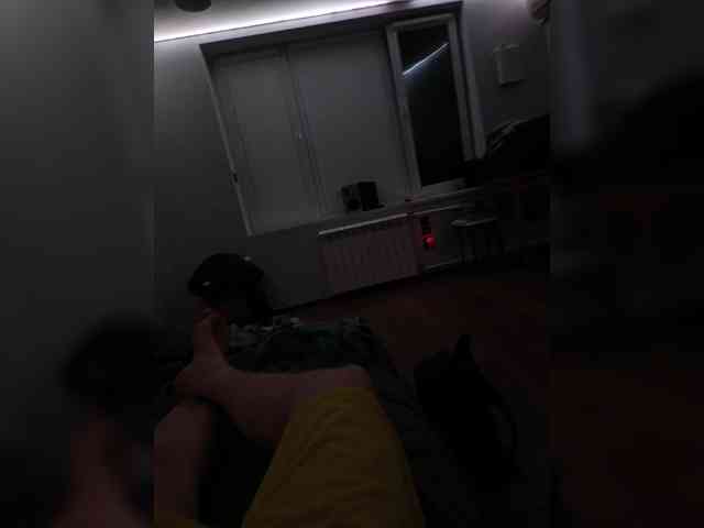 demivanov Live Webcam on BongaCams