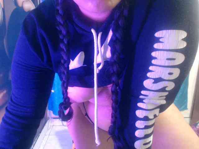 Pussyhairy13 webcam