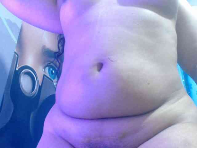 Pussyhairy13 webcam