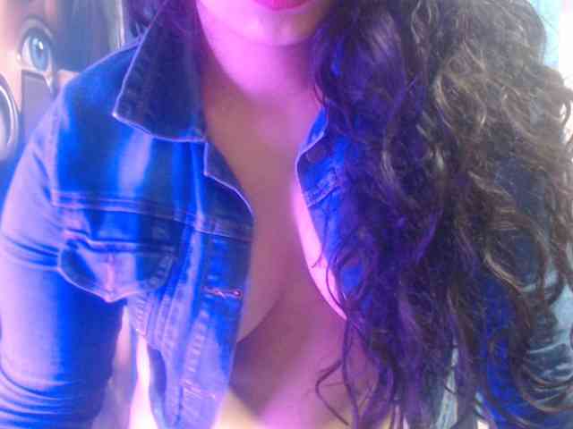 Pussyhairy13 webcam