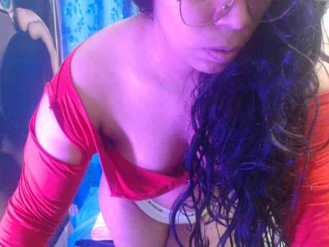 Pussyhairy13 webcam