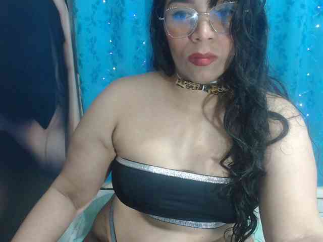 Pussyhairy13 webcam
