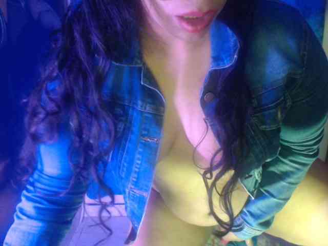 Pussyhairy13 webcam