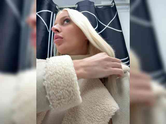 AlisaSecret webcam