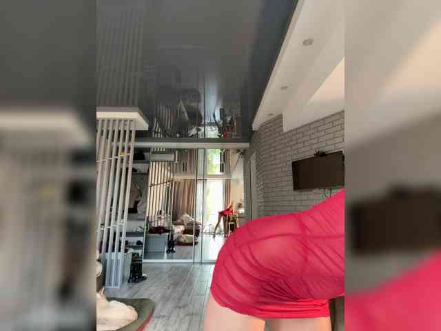 AlisaSecret webcam