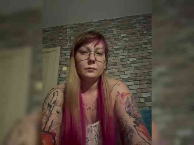 Pussy_destroyer webcam