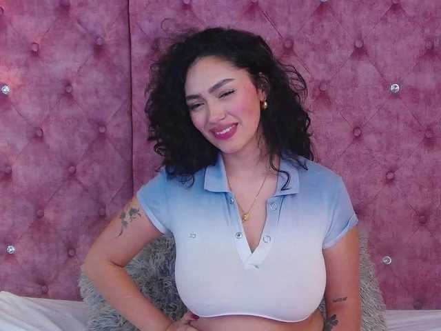  MaddisonBelucci chat room