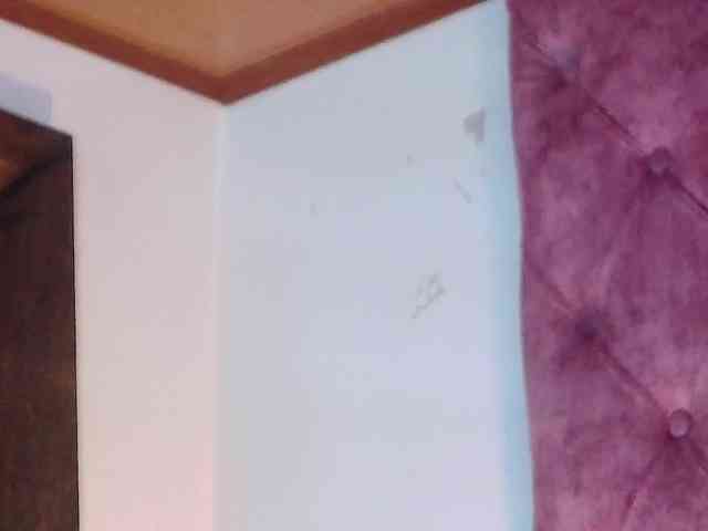 MaddisonBelucci webcam