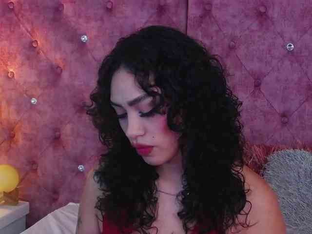 MaddisonBelucci webcam