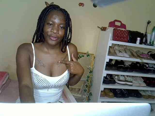 Blackchique webcam