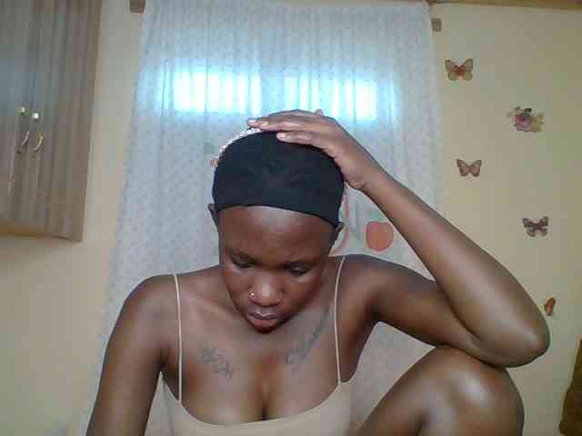 Blackchique webcam