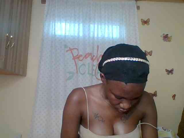 Blackchique webcam