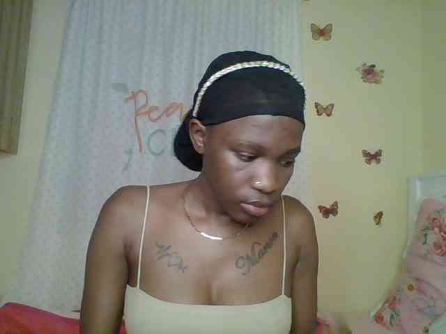 Blackchique webcam