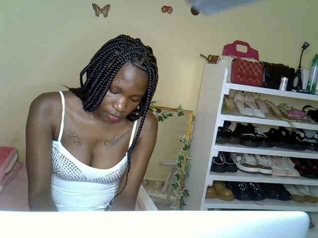 Blackchique webcam