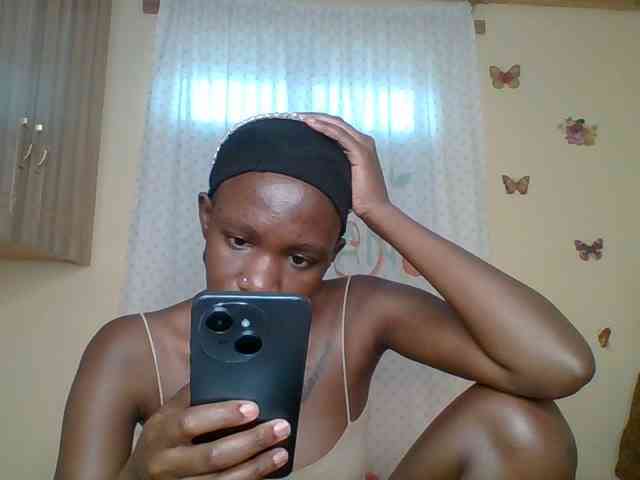Blackchique webcam