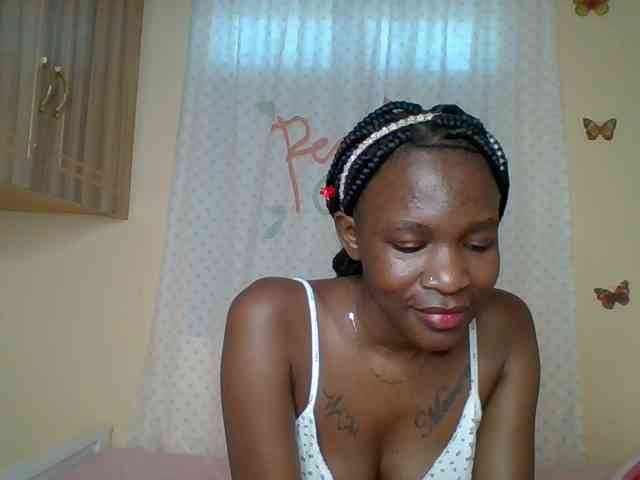 Blackchique Live Webcam on BongaCams