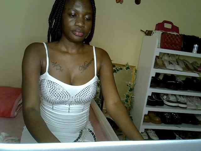 Blackchique webcam