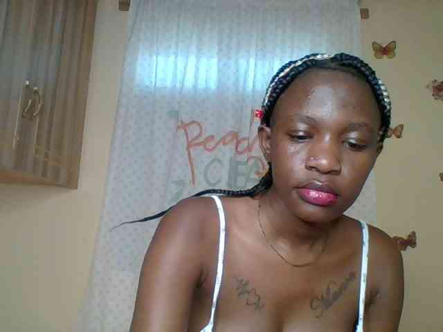 Blackchique Live Webcam on BongaCams