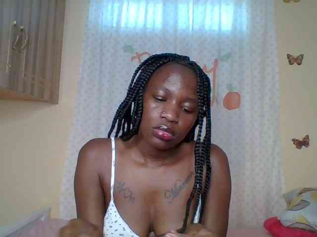 Blackchique webcam