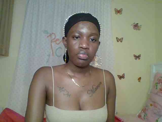 Blackchique webcam
