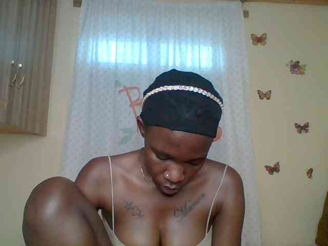 Blackchique webcam
