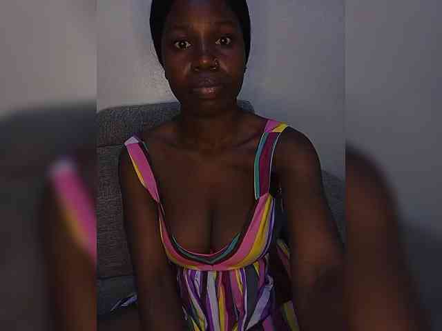 Queensy1 webcam