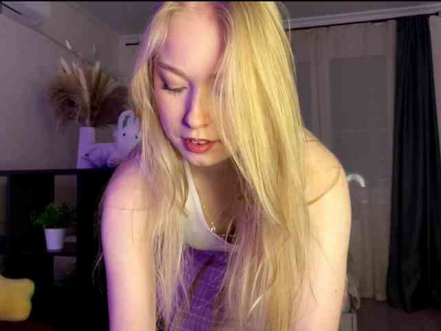 blondieangelme webcam