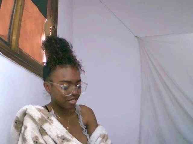 sexydollsa webcam