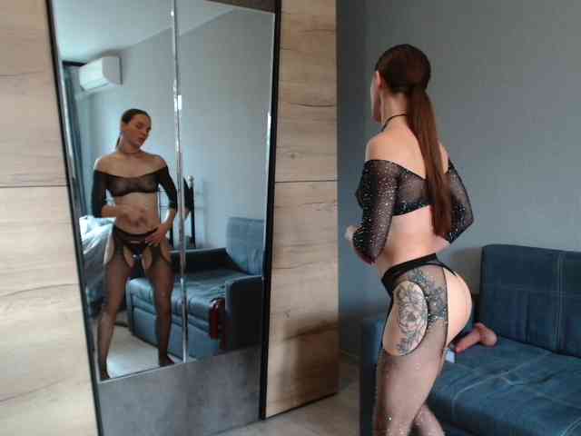 MonicaAndArthur webcam