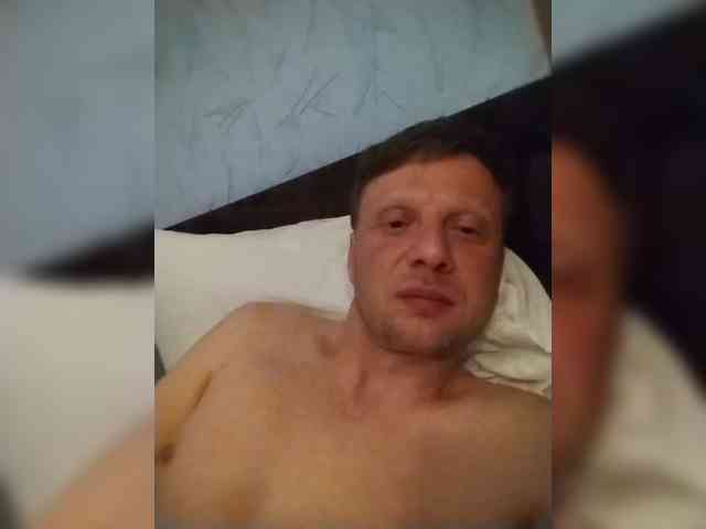 Andry2352 Live Webcam on BongaCams