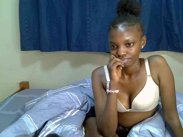 Prettiesexxie webcam