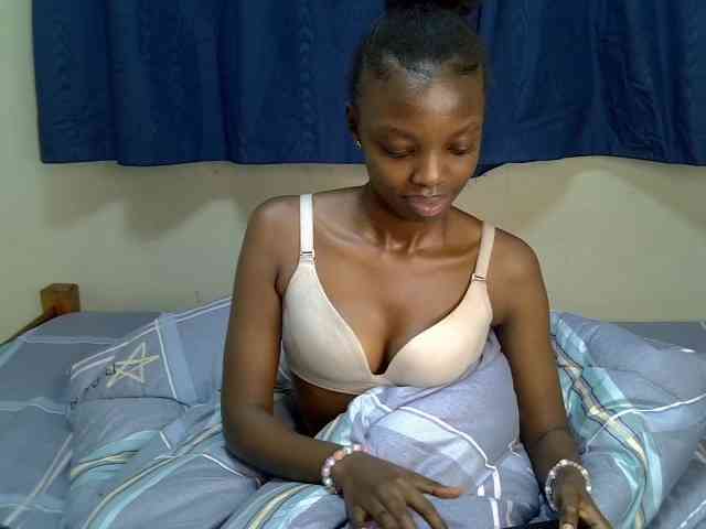 Prettiesexxie webcam