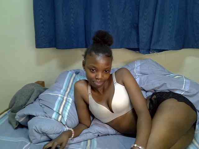 Prettiesexxie webcam