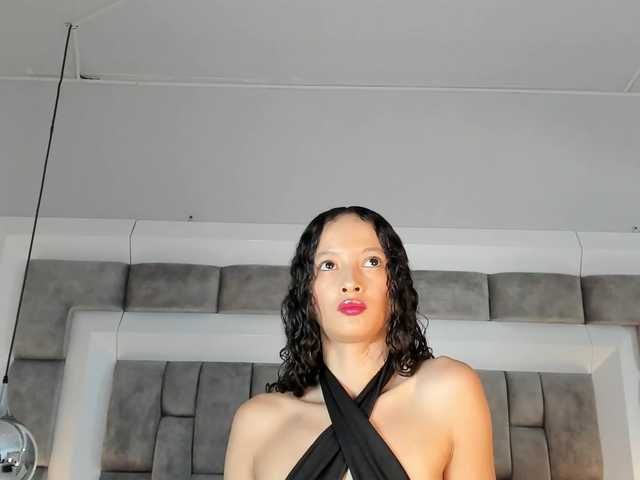 JuliettaBleer's BongaCams show and profile